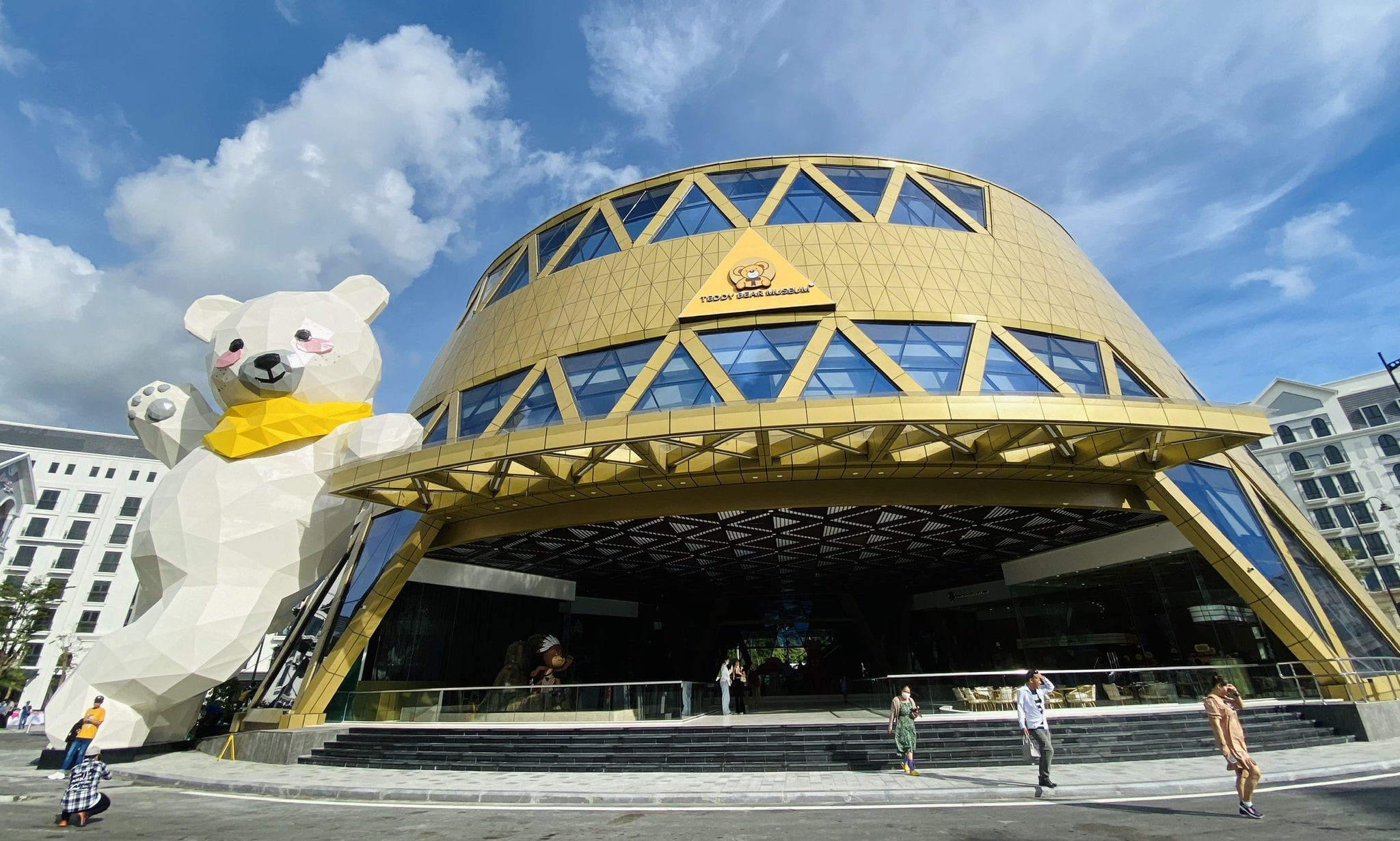 TEDDY BEAR MUSEUM ( BẢO TÀNG GẤU TEDDY)